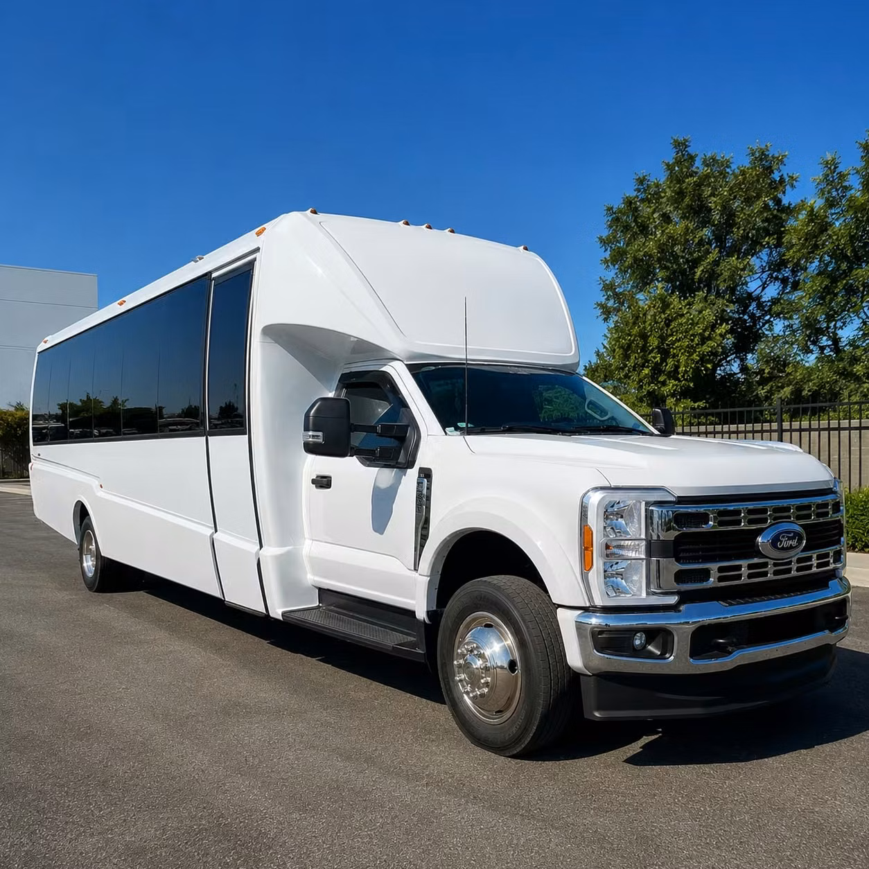 pinellas park bus rentals for school field trips