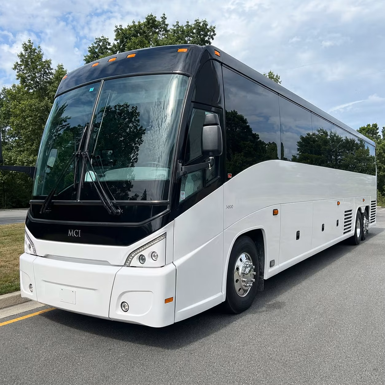 school and university group long distance bus rentals from pinellas park